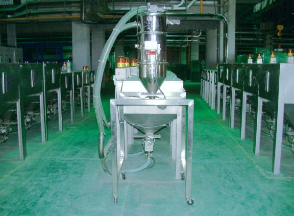 1694595255855216.jpg 全自動(dòng)上料機(jī).jpg